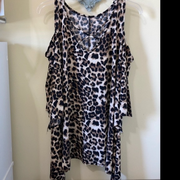 Cheetah Print tunic Top - Picture 1 of 1